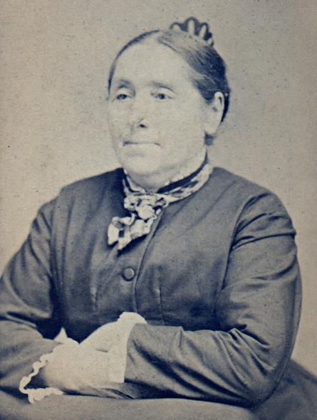 photographic portrait of Sophia (Gusewelle) Fiegenbaum